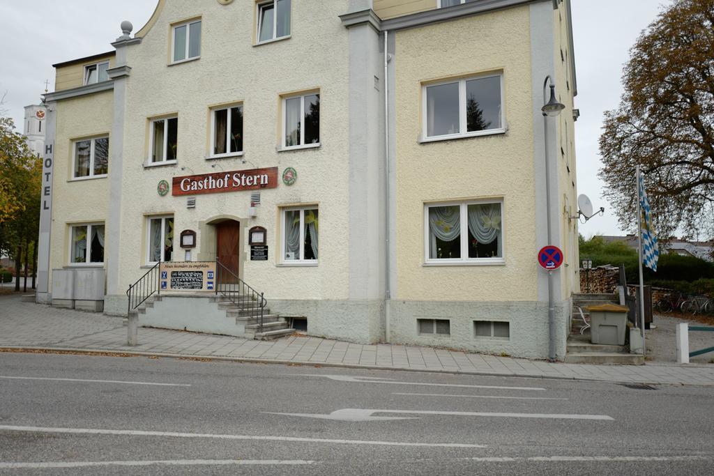 Hotel Stern Gersthofen Exteriör bild