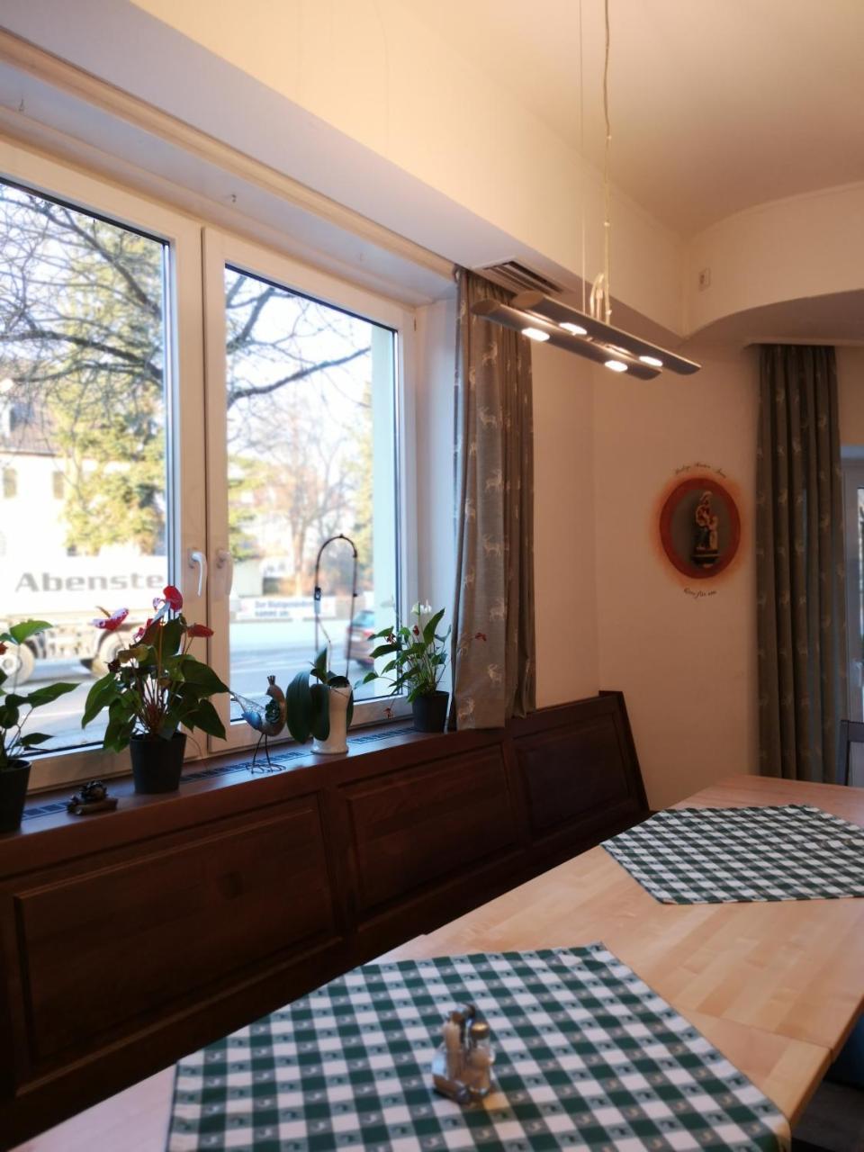 Hotel Stern Gersthofen Exteriör bild